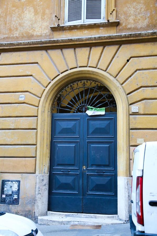 Rita Apartment In Trastevere Rome Bagian luar foto